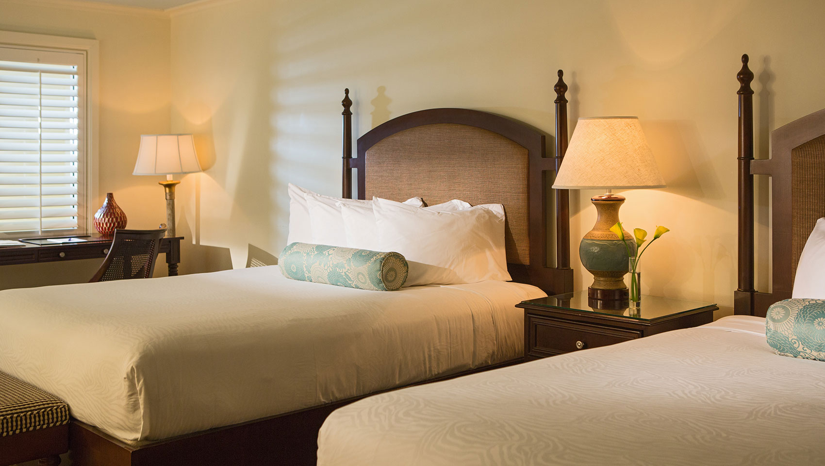 2 Queen Guestroom