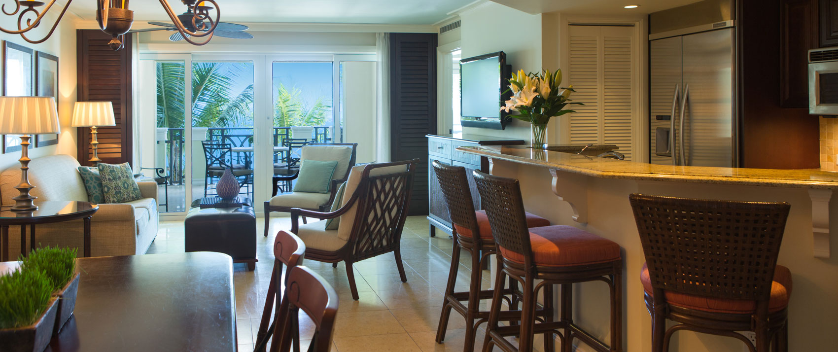 Hotel Suite with Ocean views